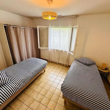 Climatisee Confort Grand Jardin Clos Avec Piscine, Proche 빌라 *