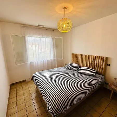 Climatisee Confort Grand Jardin Clos Avec Piscine, Proche *