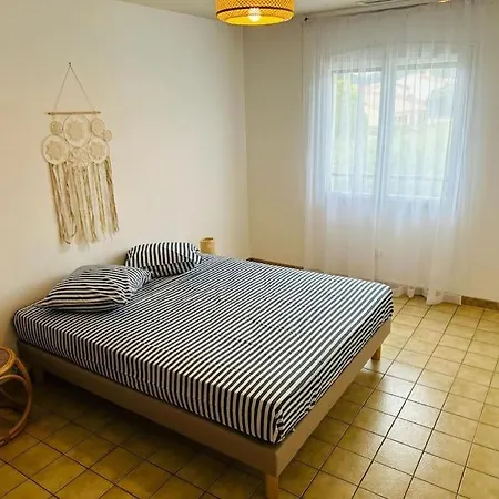 Climatisee Confort Grand Jardin Clos Avec Piscine, Proche 아르젤레쉬르메르